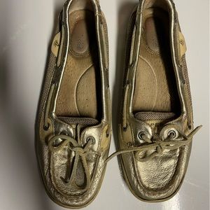 Sperry gold Angelfish 7.5
